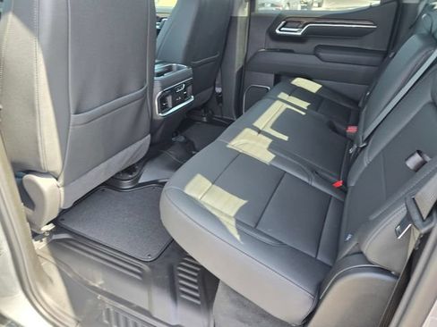 New 2026 GMC Sierra 1500 SLT AWD/4WD image 10