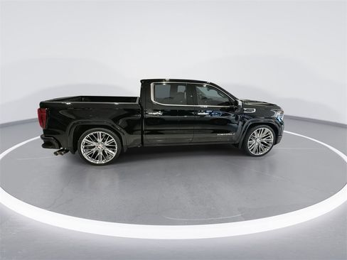 New 2026 GMC Sierra 1500 SLT image 9