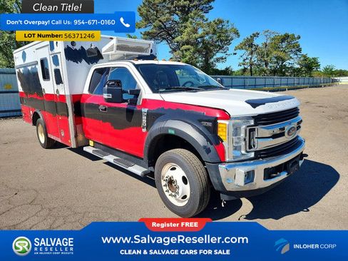 Used 2017 Ford F550 4x4 SuperCab Super Duty image 5