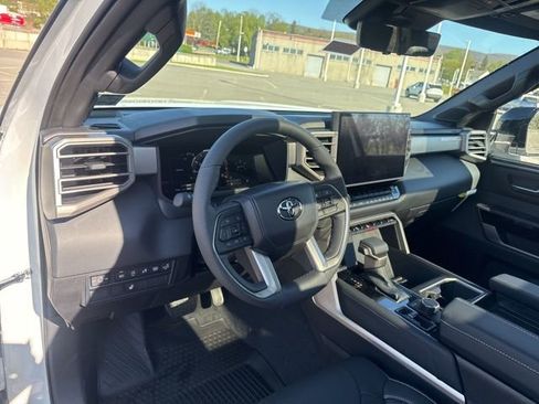New 2026 Toyota Tundra Limited AWD/4WD image 11