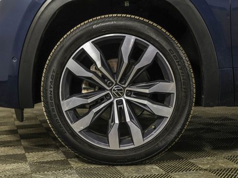 Used 2022 Volkswagen Atlas Cross Sport SEL Premium R-Line image 24