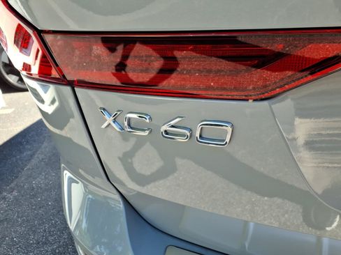 New 2026 Volvo XC60 B5 Ultra w/ Protection Package Premier AWD/4WD image 5