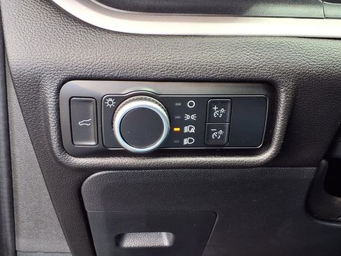 Certified 2023 Ford Explorer XLT image 15