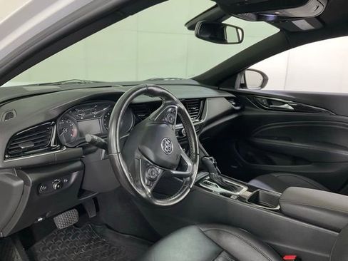 Used 2020 Buick Regal Avenir FWD image 22