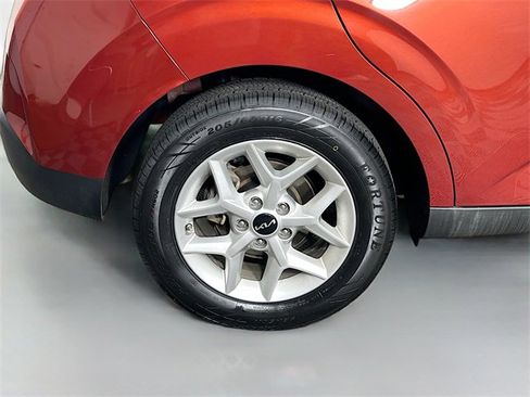 Used 2024 Kia Soul LX w/ Option Group 015 image 32