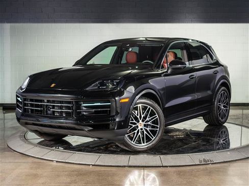 Certified 2026 Porsche Cayenne AWD/4WD image 1