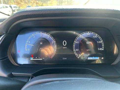 New 2025 Jeep Grand Cherokee Laredo w/ Luxury Tech Group I image 18