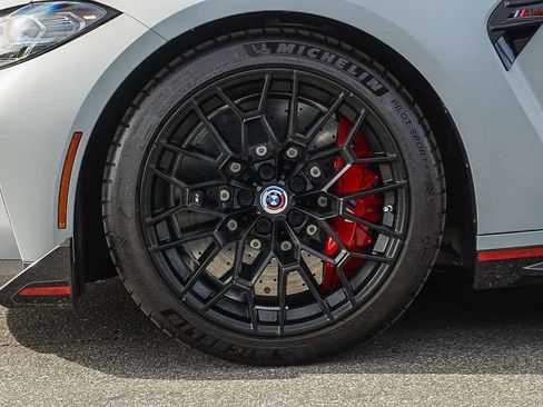 Used 2023 BMW M4 CSL image 9