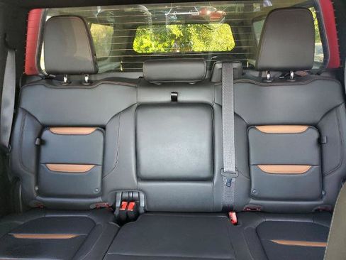 Used 2022 GMC Sierra 2500 AT4 image 54