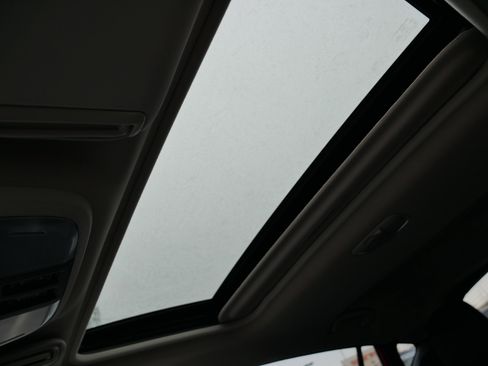 Used 2024 Subaru Crosstrek 2.0i Premium image 32