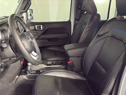 Used 2023 Jeep Wrangler Unlimited Rubicon 4xe w/ Cold Weather Group AWD/4WD image 26