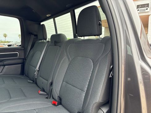 New 2026 RAM 1500 Big Horn AWD/4WD image 18
