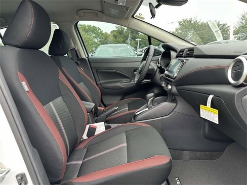 New 2025 Nissan Versa SR w/ Trunk Package image 10