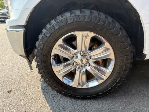 Used 2020 Ford F150 XLT w/ Equipment Group 302A Luxury AWD/4WD image 15