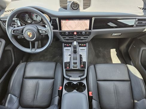 Certified 2024 Porsche Macan S AWD/4WD image 24