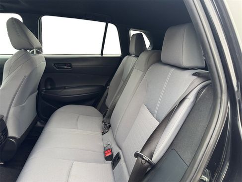Used 2023 Toyota Corolla Cross image 20
