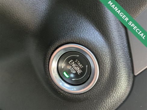 Used 2024 Chevrolet Silverado 2500 Custom w/ Custom Value Package image 31