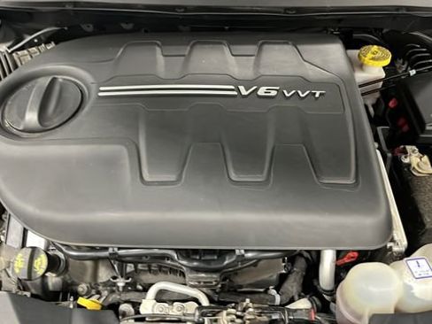 Used 2021 Jeep Cherokee Limited AWD/4WD image 30