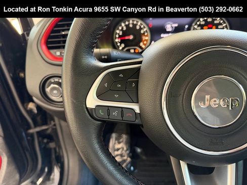 Used 2016 Jeep Renegade Trailhawk AWD/4WD image 17