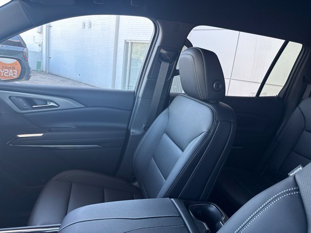 New 2026 Chevrolet Traverse LT w/ Driver Confidence Package AWD/4WD image 27