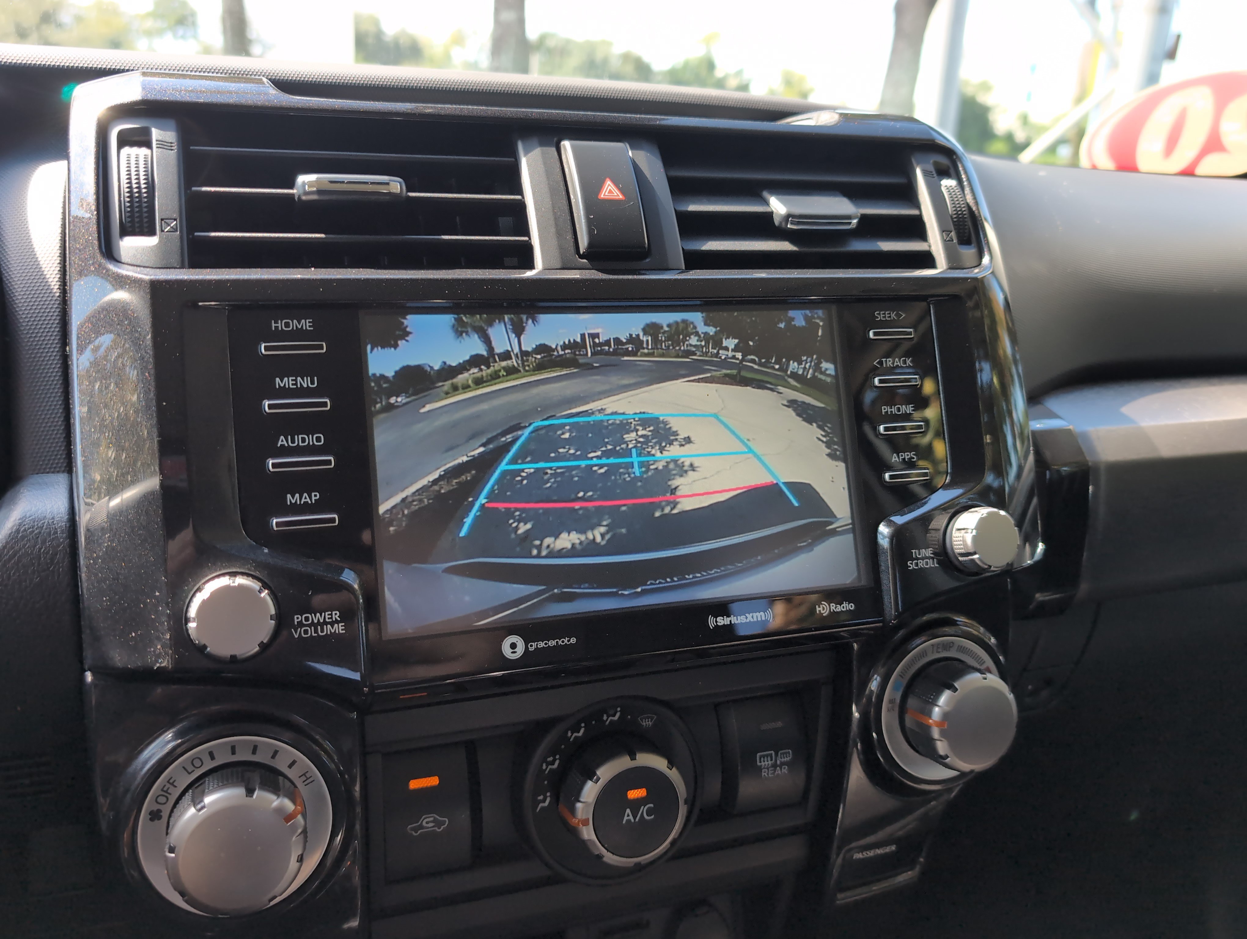 Used 2020 Toyota 4Runner TRD Off-Road AWD/4WD image 25