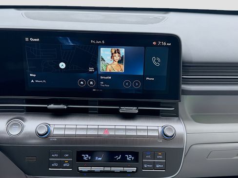 New 2026 Hyundai Kona Limited FWD image 10