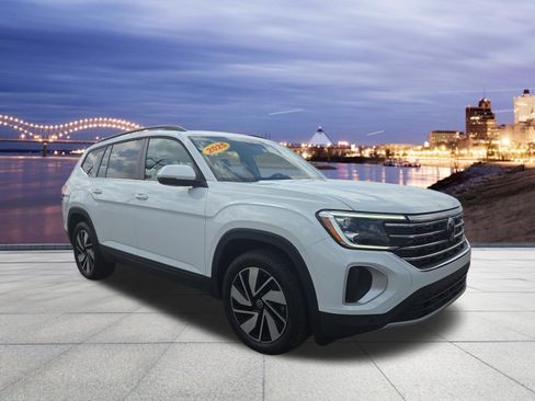 Used 2025 Volkswagen Atlas SE FWD image 4