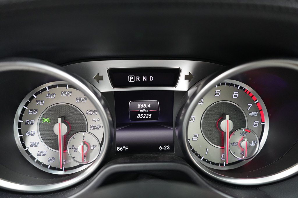Used 2016 Mercedes-Benz SL 550 w/ Driver Assistance Package image 13