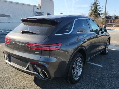 Used 2025 Genesis GV70 2.5T image 7