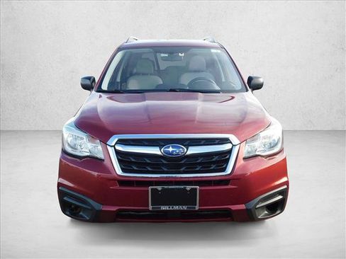 Used 2018 Subaru Forester 2.5i w/ Alloy Wheel Package AWD/4WD image 2