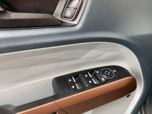 Used 2022 Ford Maverick Lariat w/ Lariat Luxury Package FWD image 15