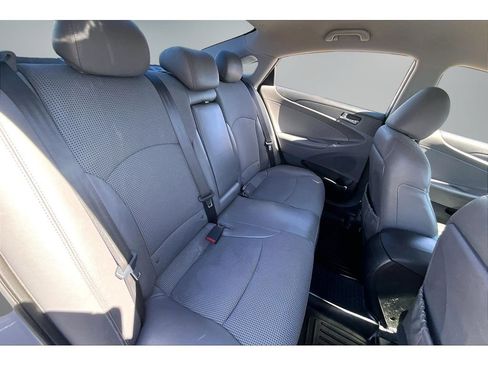 Used 2013 Hyundai Sonata SE FWD image 24
