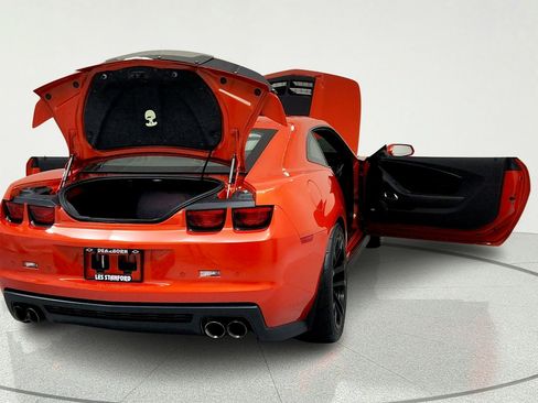 Used 2013 Chevrolet Camaro ZL1 RWD image 12