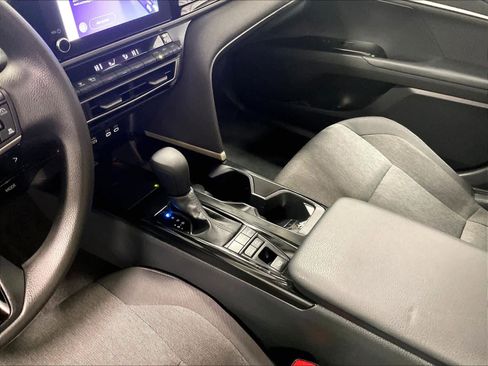 Certified 2025 Toyota Camry LE image 20