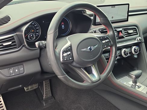 Certified 2023 Genesis G70 2.0T w/ Sport Prestige Package RWD image 10
