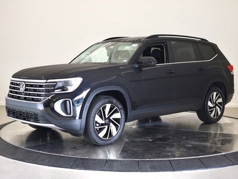 New 2026 Volkswagen Atlas SE image 7