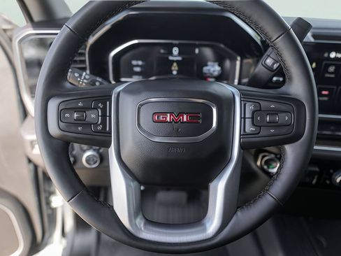 Used 2025 GMC Sierra 1500 Elevation RWD image 15