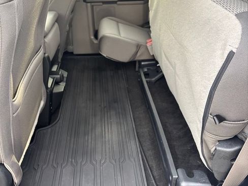 Used 2019 Ford F150 XLT w/ Equipment Group 302A Luxury AWD/4WD image 28