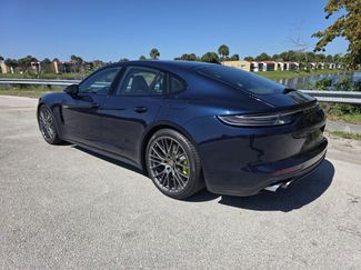 Used 2022 Porsche Panamera 4 E-Hybrid AWD/4WD video 2