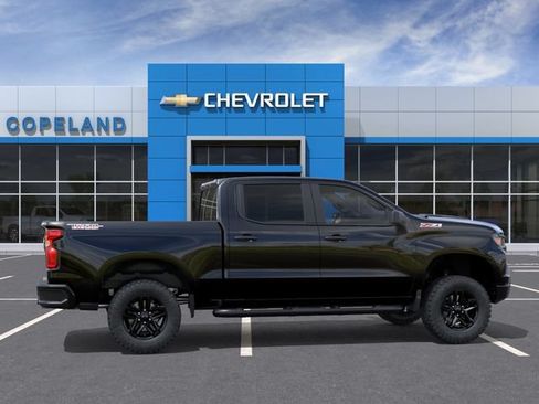 New 2026 Chevrolet Silverado 1500 Custom Trail Boss AWD/4WD image 5