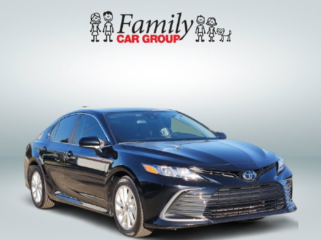Certified 2024 Toyota Camry LE FWD image 2