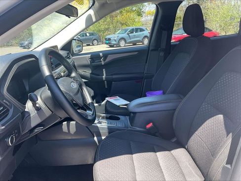 Used 2025 Ford Escape Active AWD/4WD image 10