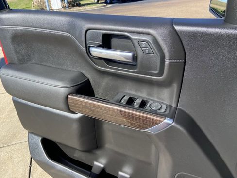 Used 2019 GMC Sierra 1500 SLE w/ SLE Value Package image 47