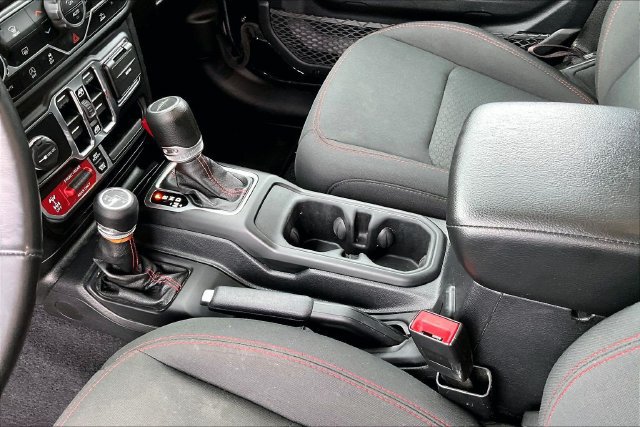 Used 2021 Jeep Gladiator Rubicon AWD/4WD image 19