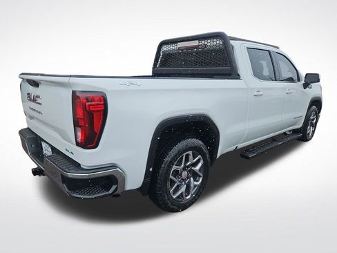 Used 2023 GMC Sierra 1500 SLE AWD/4WD image 5