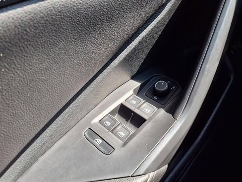 Used 2025 Volkswagen Jetta Sport FWD image 24