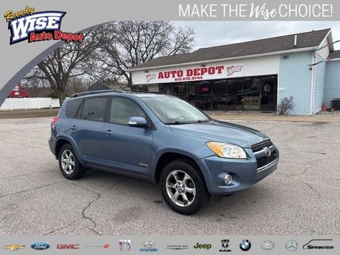 Used 2009 Toyota RAV4 Limited image 1