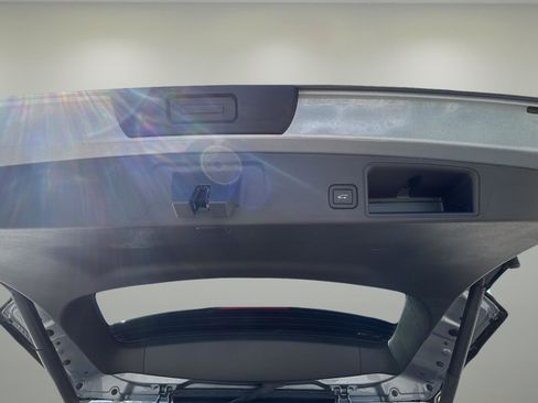 Used 2024 GMC Terrain AT4 w/ Infotainment Package II image 34