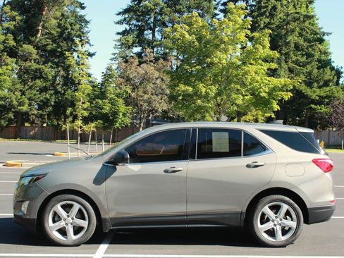 Used 2018 Chevrolet Equinox LT AWD/4WD image 4