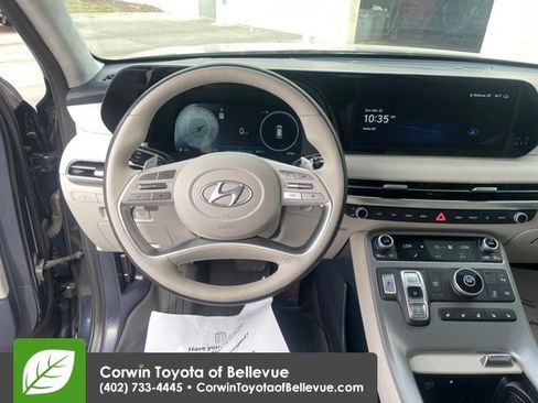 Used 2024 Hyundai Palisade Calligraphy image 13